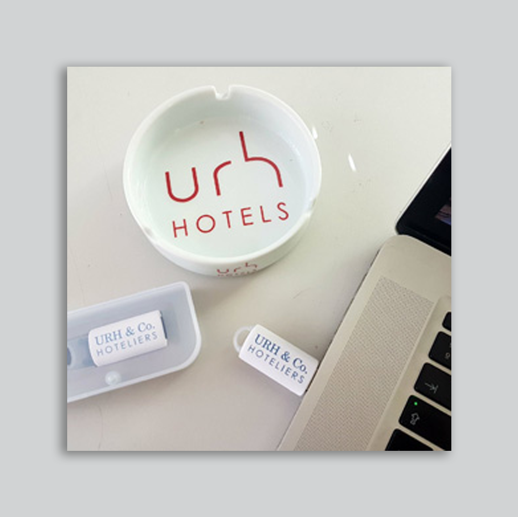 URH |  | Merchandising – Gadgets – Branding – Impresión